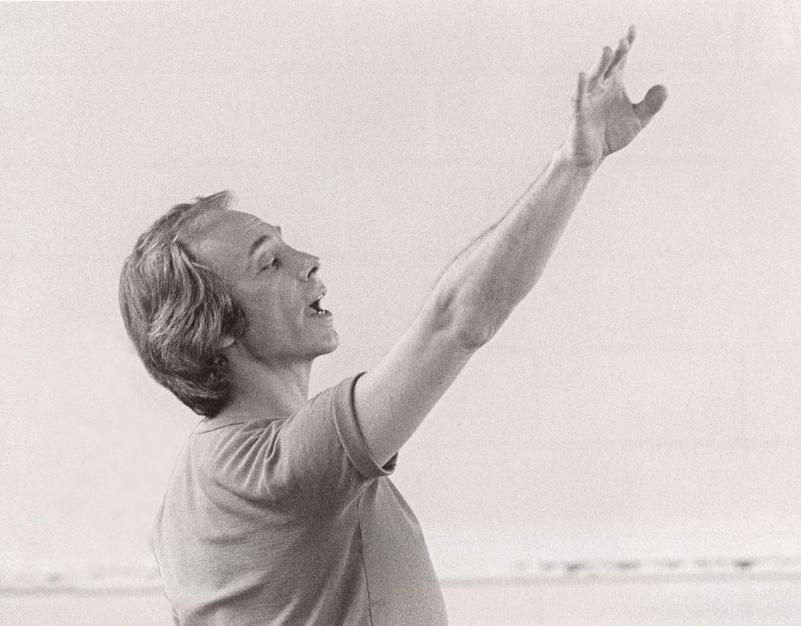 Colton Ballet School founder Ron Colton teaching
